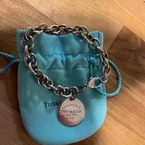 Tiffany & Co Return to Tiffany bracelet RETIRED